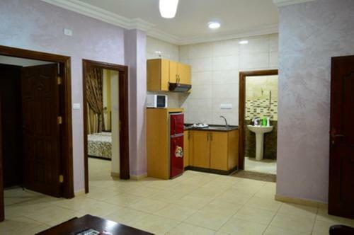 Apartamento Al Hadeer Suites Hotel