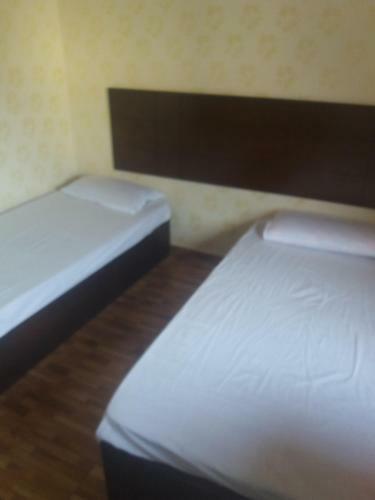Zohoor Hotel
