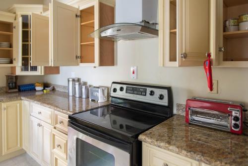 The Royal Kensington Villa 4