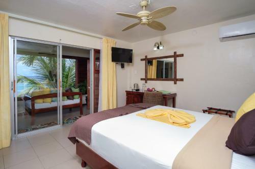 Hibiscus Lodge Hotel