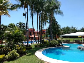 Parador De Manolos Hotel