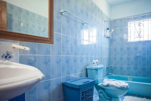 Hostal Queen Elizabeth House