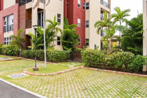 Modern Duplex Apartment 24/7 Security Pool