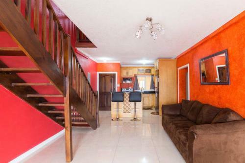 Apartamento Hgtv Featured 3bd/3ba Waterloo Penthouse