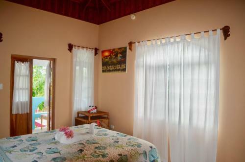 Bed & Breakfast Coral Cottage Jamaica