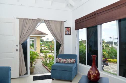 Villa Ocho Rios Under The Coolshade III
