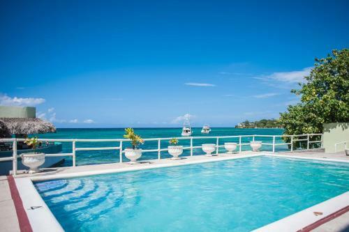 Hotel Beach Rooms