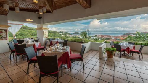 Hotel Park Royal Beach Huatulco - All Inclusive