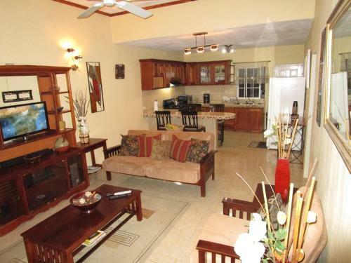 The Residence Portmore Apartment 1