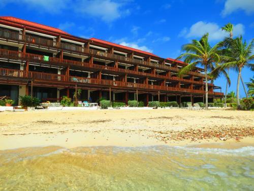 Luxury Beachfront Duplex Villa On Sapphire Beach V