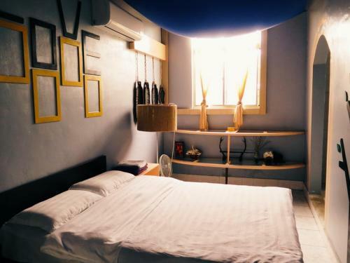 Hostal G.t. Guest House