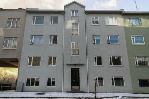 Apartamento Downtown Charm - Brietartun