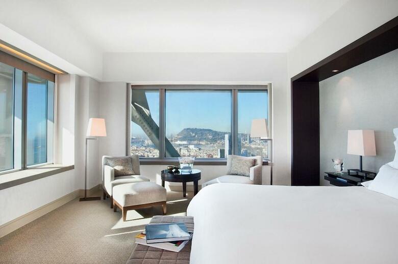 Hotel Arts