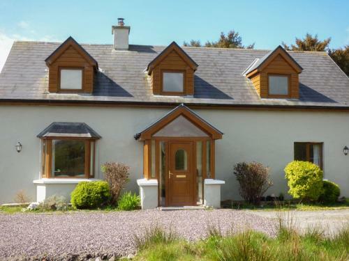 Tigh An Droichid, Ballinskelligs
