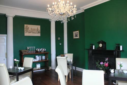Bed & Breakfast Woodville House