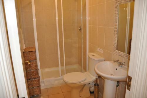 Heyward Mews Sleeps 6