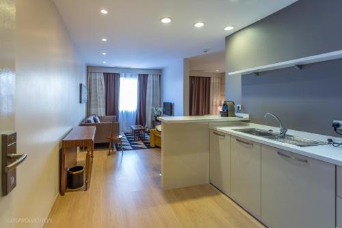 Hotel Millenium Suites
