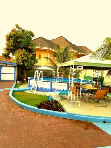 Classy 1 Bedroom Villa With Pool In Accra