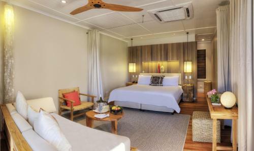 Hotel Vomo Island Resort