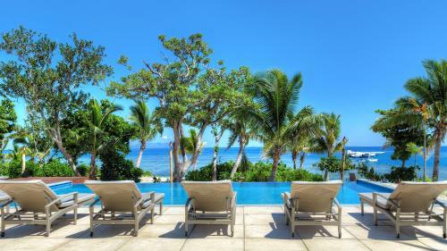 Hotel Vomo Island Resort