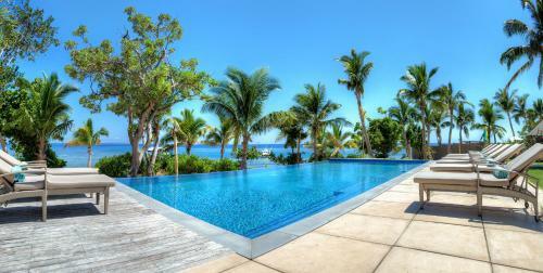 Hotel Vomo Island Resort
