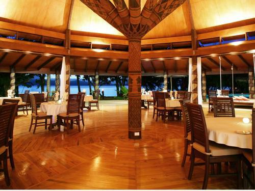 Hotel Matangi Private Island Resort - Adults Only