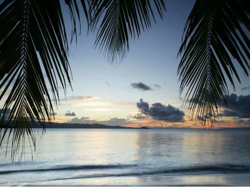 Hotel Matangi Private Island Resort - Adults Only