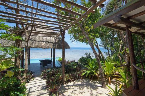 Hotel Savasi Island Resort