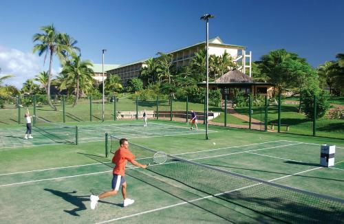 Hotel Outrigger Fiji Beach Resort