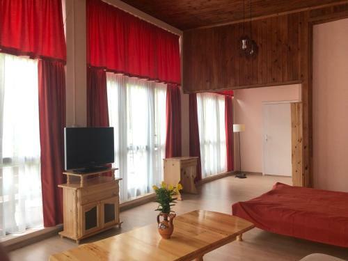 Hostal Alfaresort Park