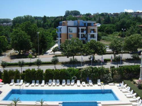 Byala Palace Apartments