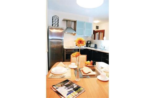 Two-bedroom Apartment In Kableshkovo