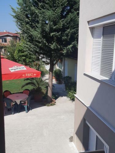 Hostal Villa Ros Guest House