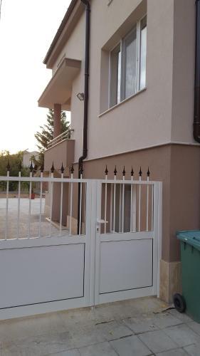 Hostal Villa Ros Guest House