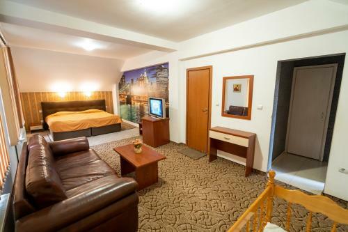 Bryasta Hotel & Restaurant