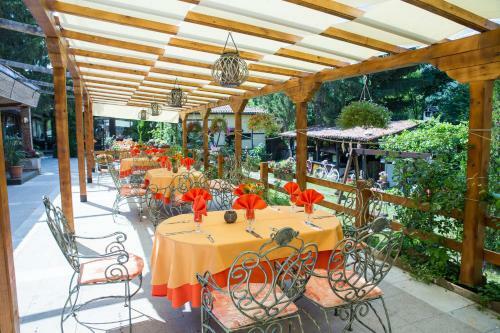 Bryasta Hotel & Restaurant