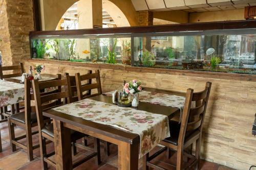 Bryasta Hotel & Restaurant