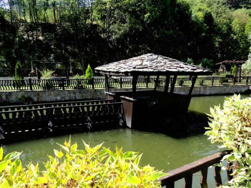 Hostal Guest House Pekliuk