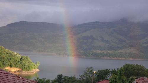 Bed & Breakfast Mihaela Lake Retreat