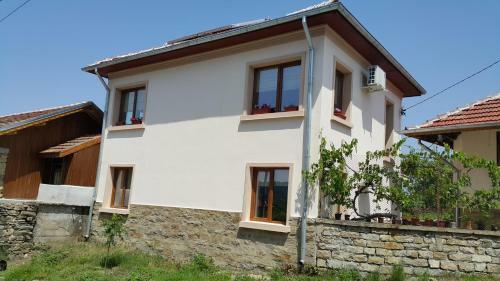 Hostal Guest House Art Eco Land
