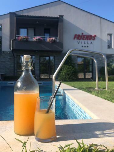 Family Hotel Friends Villa
