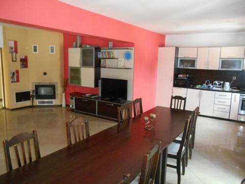 Hostal Complex Trakite