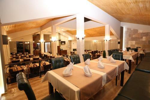 Hostal Complex Trakite