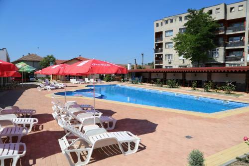 Hostal Complex Trakite