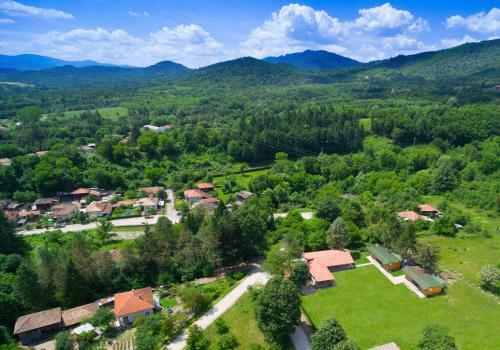 Holiday Village Apriltsi