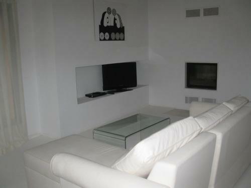 Family Hotel The Body