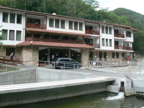 Fisherman's Hut Family Hotel