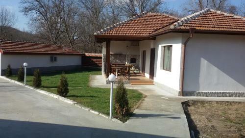 Hostal Kyshta Za Gosti Tam Krai Rekata