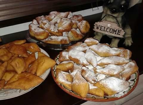 Hostal Vila Nikolina Guesthouse