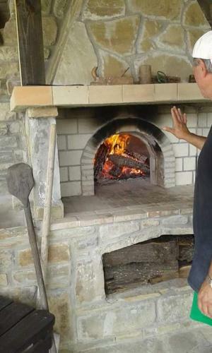 Hostal Vila Nikolina Guesthouse